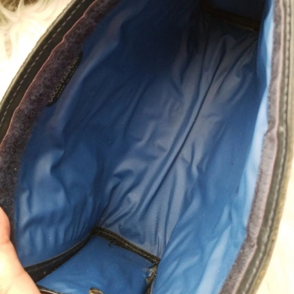 Authentic Vintage Gucci Crossbody Clutch - Picture 8 of 11